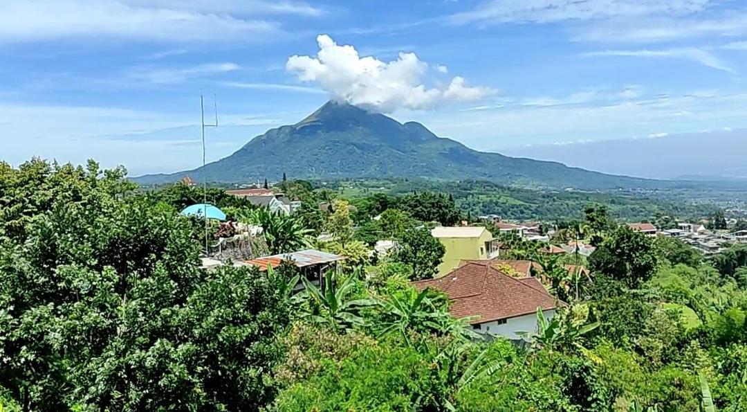 Villa Raung Indah Tretes Prigen Bagian luar foto